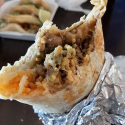 Grumpy's Food Truck - Grumpy's Grumpy's Mad Burrito (8/10 spicy)