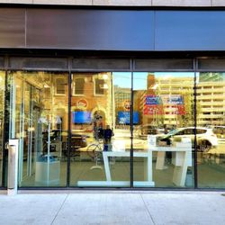 Canada Post - Storefront