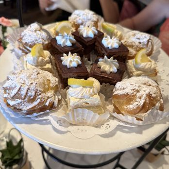 Lavendou Bistro Provincial - Assorted pastries - French Near Me - Dallas, Texas Lavendou Bistro Provincial - Assorted pastries - French Near Me - Dallas, Texas