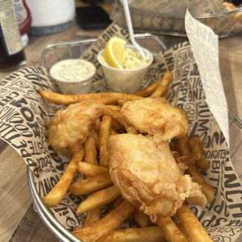 Ship Out - Fish and chips - Food Trucks Near Me - Astoria, Oregon Ship Out - Fish and chips - Food Trucks Near Me - Astoria, Oregon