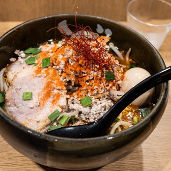 東京スタイルみそらーめん ど・みそ 京橋本店>