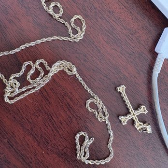 ARAMANI Gold - This the old chain the others is new chain - Jewelry Near Me - Hurst, Texas