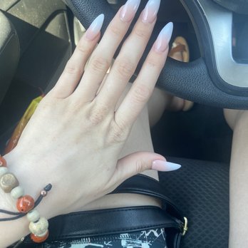 Fabulous Nails & Spa - Nail Salons Near Me - Upland, California