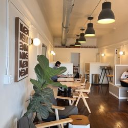 Honey Moon Coffee - Weinbach - Seating area