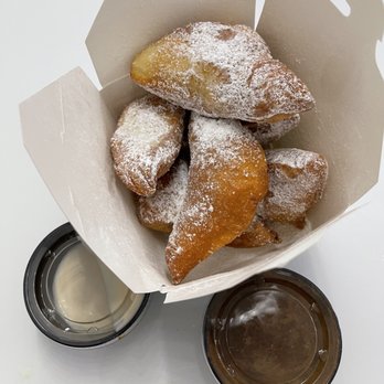 Mr. Shrimp Cajun Kitchen - Fried beignets. Pretty good - Cajun/Creole Near Me - Pompano Beach, Florida