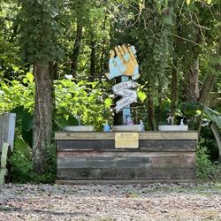 Sugar Roots Farm - Wash your hands!