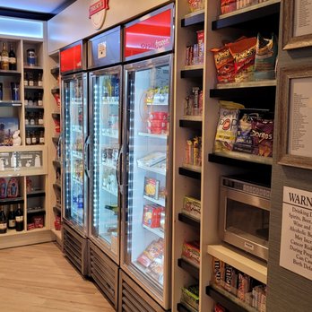 Hampton Inn Vallejo - Snacks - Hotels Near Me - Vallejo, California