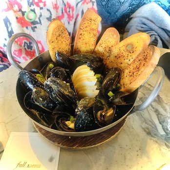 Little Bad Wolf - Mussels - American Near Me - Chicago, Illinois Little Bad Wolf - Mussels - American Near Me - Chicago, Illinois