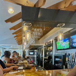 Flanders Fish Market & Restaurant - Bar