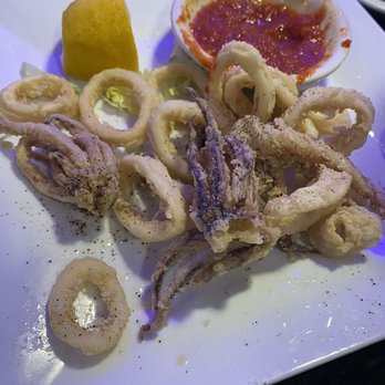 Assante's Italian Restaurant - Fried Calamari - Italian Near Me - Northampton, Pennsylvania Assante's Italian Restaurant - Fried Calamari - Italian Near Me - Northampton, Pennsylvania