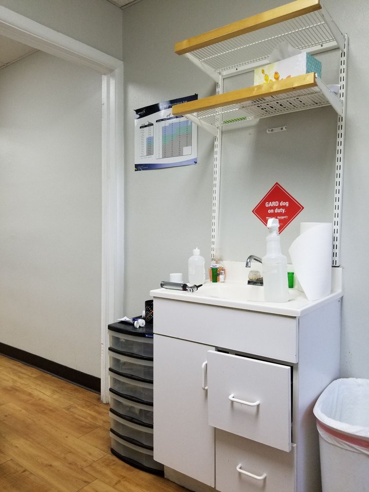 SOUTHSIDE VETERINARY CLINIC 23 Photos & 23 Reviews 3201 Cleburne Rd