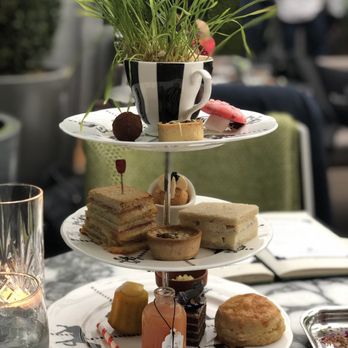 Sanderson Hotel - Food served with tipsy tea - Hotels Near Me - London, XGL Sanderson Hotel - Food served with tipsy tea - Hotels Near Me - London, XGL