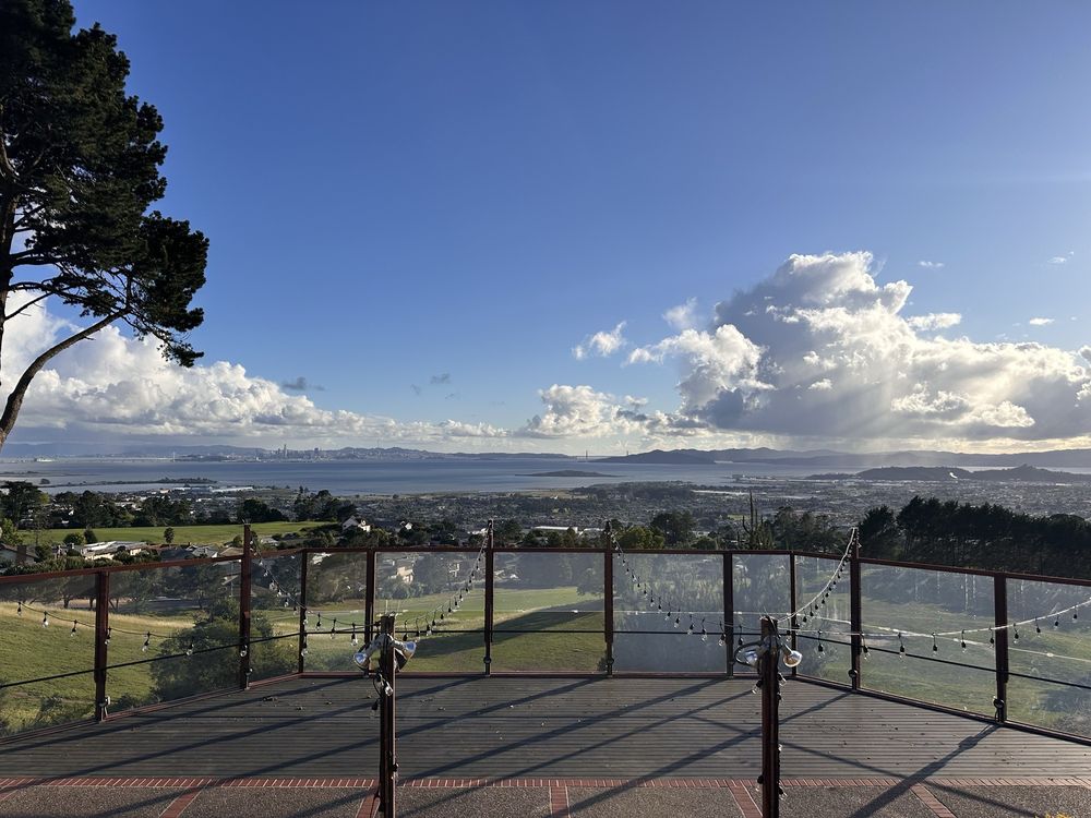 Berkeley Country Club - El Cerrito Logo