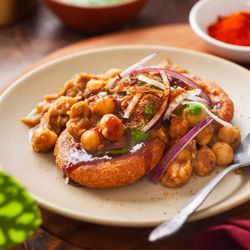 Indian Palace Restaurant - Aalu Tikki with Chole