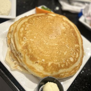 Keke's Breakfast Cafe - Large pancakes - Breakfast & Brunch Near Me - Kissimmee, Florida