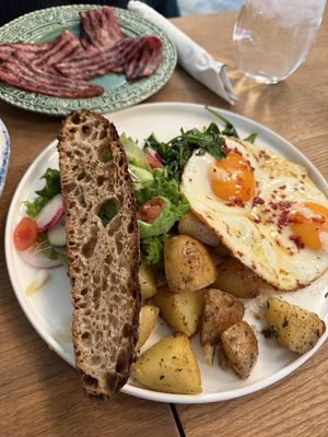 Atelier December by null