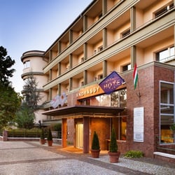 John A Martin & Associates - Ma Maison Hotel
