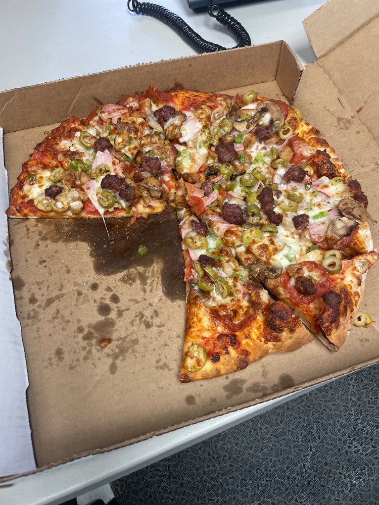 PIZZA EXPRESS Updated May 2024 10 Photos 3792 Hwy 56, Houma