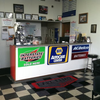 Lake Elmo Repair - Lake Elmo Repair has a warm and welcoming lobby with Wi-Fi and free coffee. Set up your appointment today! - Auto Repair Near Me - Lake Elmo, Minnesota Lake Elmo Repair - Lake Elmo Repair has a warm and welcoming lobby with Wi-Fi and free coffee. Set up your appointment today! - Auto Repair Near Me - Lake Elmo, Minnesota