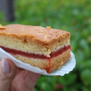 Versailles Bakery - Masa Real @tiffhuangry - Bakeries Near Me - Miami, Florida Versailles Bakery - Masa Real @tiffhuangry - Bakeries Near Me - Miami, Florida