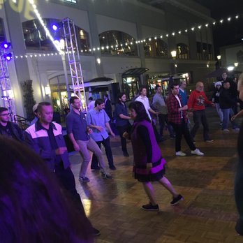 Pasadena Art Night - Class in session - Art Galleries Near Me - Pasadena, California