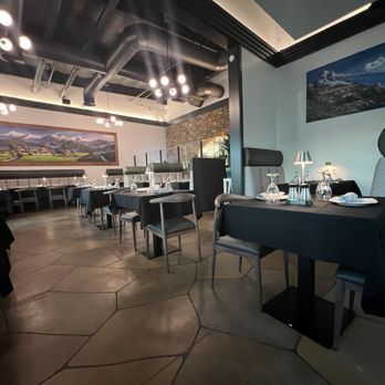 Zen Curry and Grill - Main dining area - Indian Near Me - Temecula, California Zen Curry and Grill - Main dining area - Indian Near Me - Temecula, California