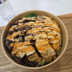 Cupbop Jangin - Galbi beef and dumpling bowl