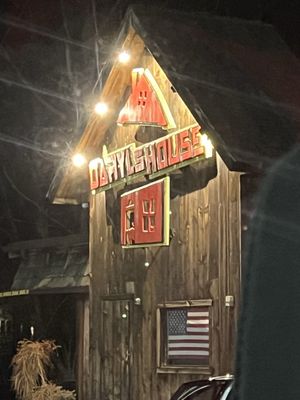 Daryl's House Restaurant & Live Music Club by null