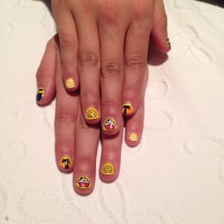 Rock ´ur Nails - Cada uña con distintos diseños!