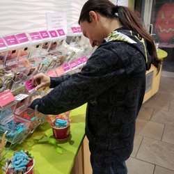 Menchie's Frozen Yogurt - Steve Aoki