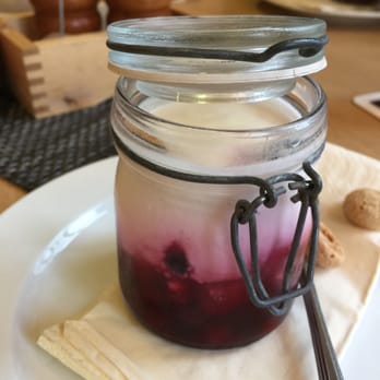 Steuerbord - Beschwipste Beeren im Weckglas. - German Near Me - Langeoog, NI Steuerbord - Beschwipste Beeren im Weckglas. - German Near Me - Langeoog, NI