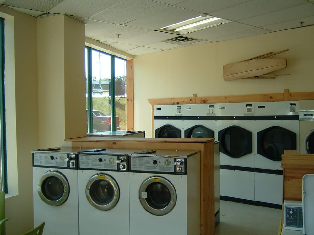 YOUR YONGE LITTLE COIN LAUNDRY Updated August 2024 384 Yonge Street