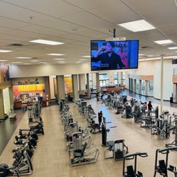 LA Fitness - Machines Area
