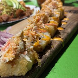 Mar y Tierra Roll
