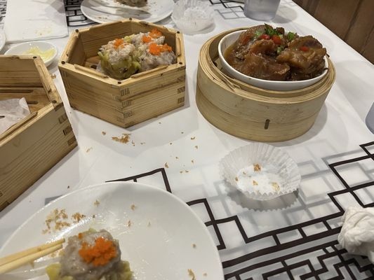 Everyday Authentic Chinese Cuisine by null