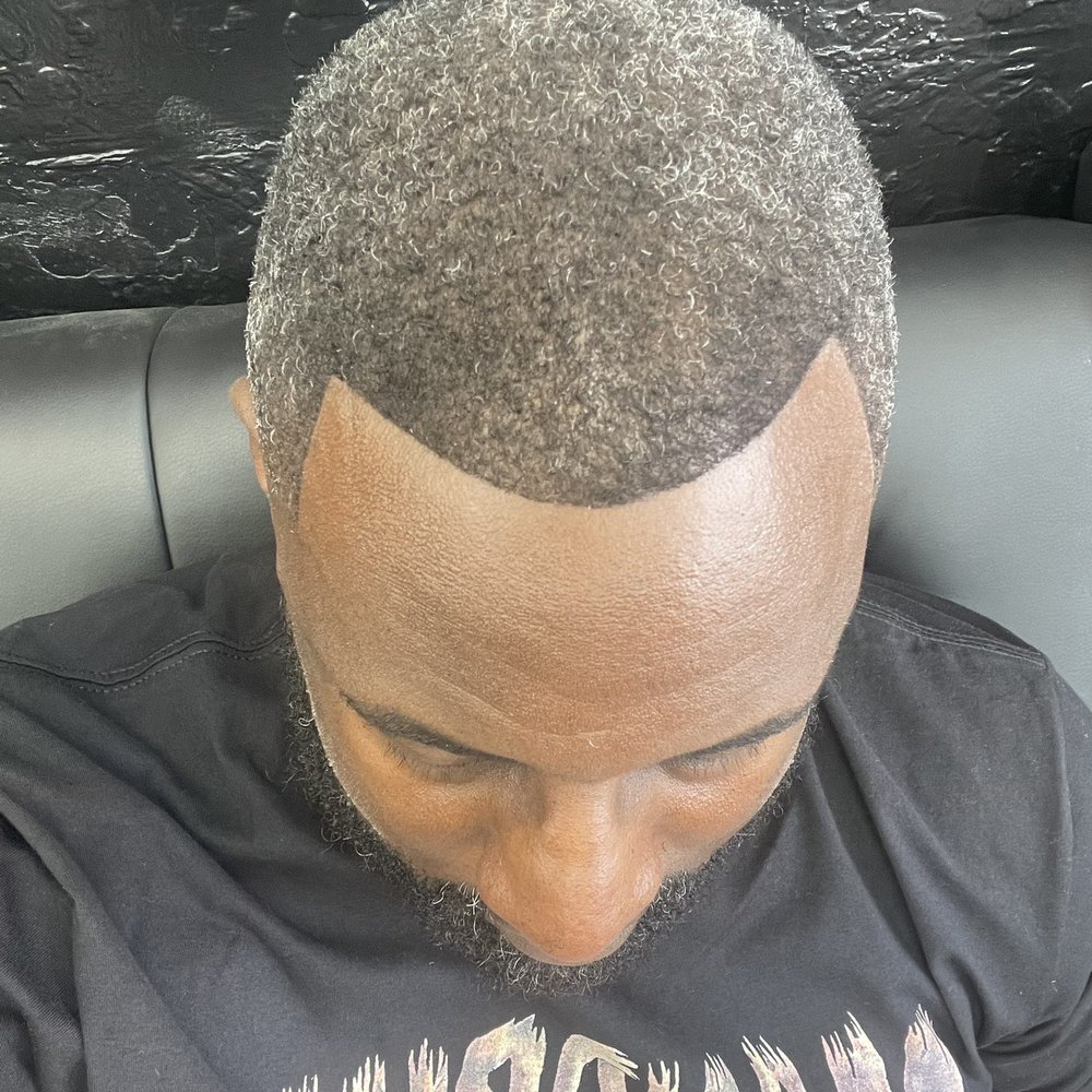 Ybor City Cuts - Front Line Cut with Fibers - Barbers Near Me - Tampa, Florida Ybor City Cuts - Front Line Cut with Fibers - Barbers Near Me - Tampa, Florida