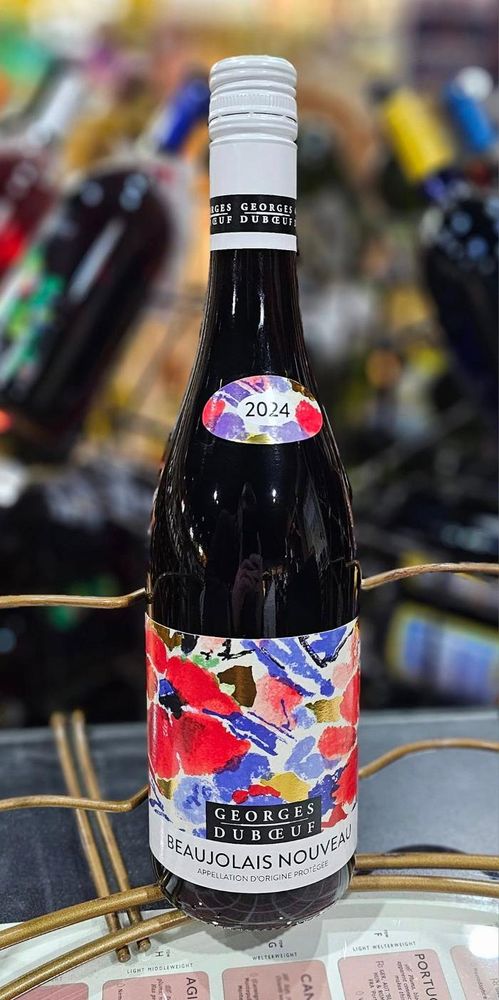 Social spots from T & R Wines and Liquor