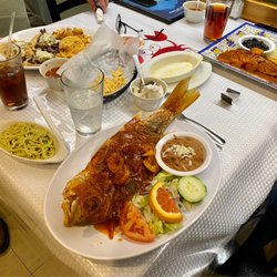 La Bahía Grill