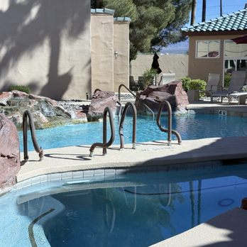 CasaBlanca Spa & Salon - The private pool at the spa - Day Spas Near Me - Mesquite, Nevada