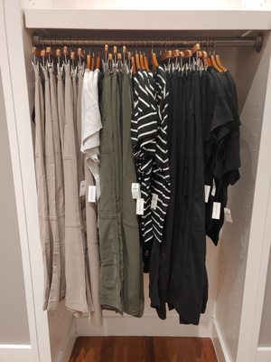 Banana Republic by null