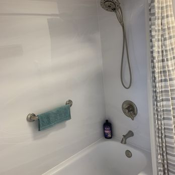 Bath Fitter - Kitchen & Bath Near Me - Fort Myers, Florida Bath Fitter - Kitchen & Bath Near Me - Fort Myers, Florida