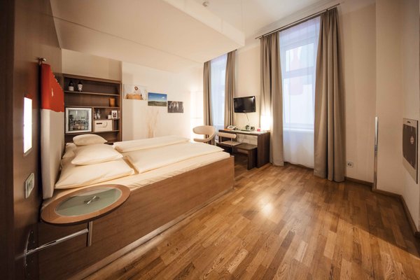 Hotel Rathaus Wein & Design Wien by null