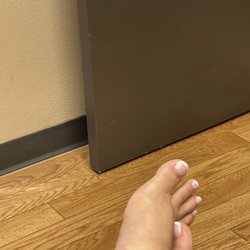 Tango Nails - French gel pedicure