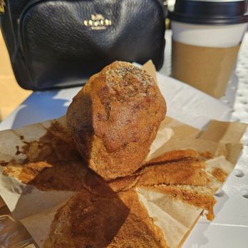 Latin Bakery Austin - Muffin - Custom Cakes Near Me - Austin, Texas
