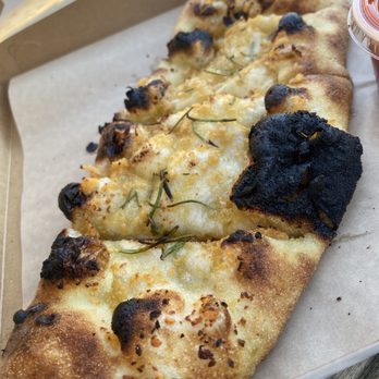 Pizzeria Mercato - Garlic bread - Pizza Near Me - Emeryville, California Pizzeria Mercato - Garlic bread - Pizza Near Me - Emeryville, California