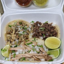 I ordered this on Doordash to send to my father. I want these tacos but sadly, I live in Michigan.