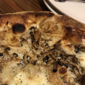 Old Town Tap - Mushroom Pie is off the charts here.... - Pizza Near Me - Truckee, California