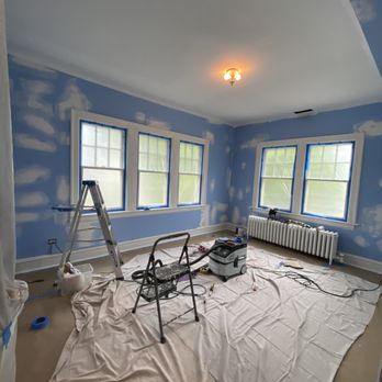 Roman’s Painters - Before - Painters Near Me - Oak Park, Illinois