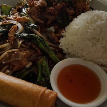 Noodle Wave - Herb Chicken lunch special--all kinds of yum! - Thai Near Me - Frisco, Texas
