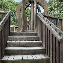 Kamakana Playground - Play equipment